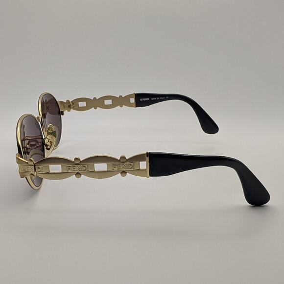 Fendi Vintage Sunglasses SL 7058 with original Softshell Case– Gold & Black